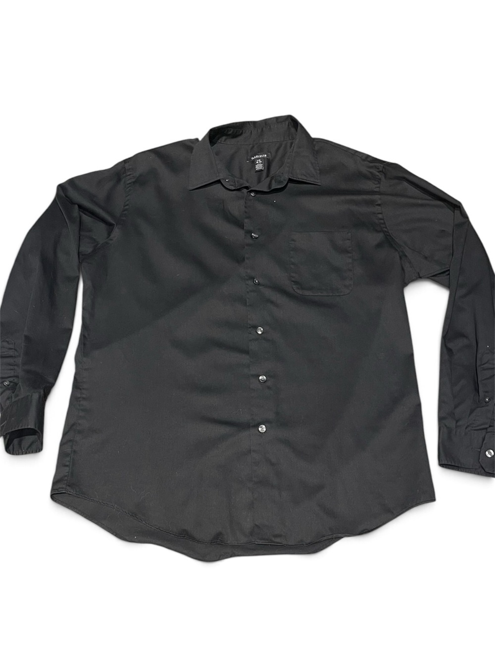 Van Heusen Black Long-Sleeve Dress Shirt with Pocket
